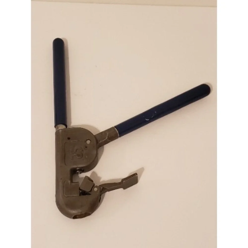 The Unbranded Brand cp cable
